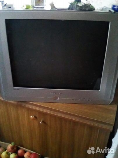 Телевизор samsung