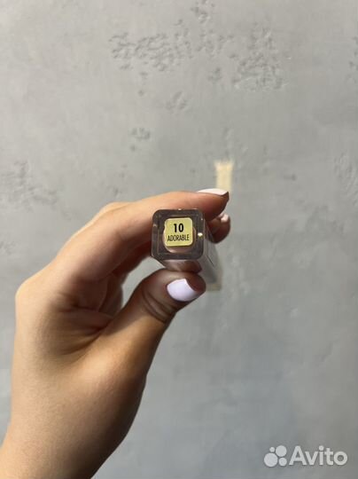 Матовая помада Milani