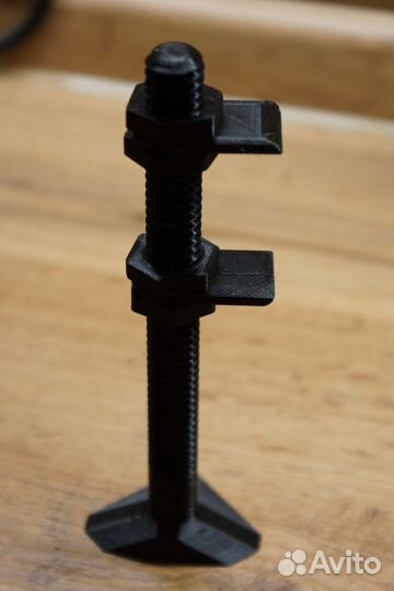 Держатель (упор) для видеокарты