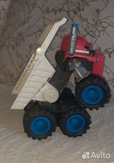 Машинка интерактивная от Matchbox Rocky