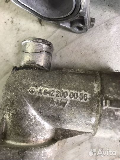 Мерседес фланец системы охлаждения ом 642