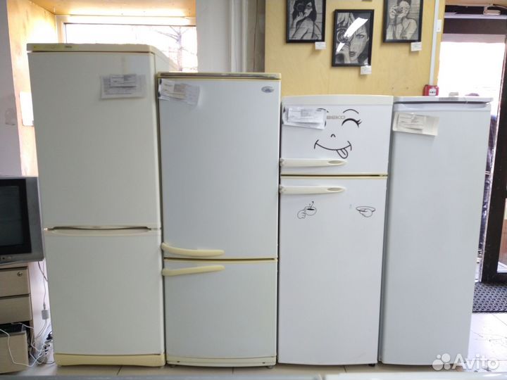 Холодильник Indesit доставка в подарок