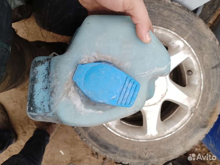 Бачок омывателя 8 литров Volkswagen Golf 2 3