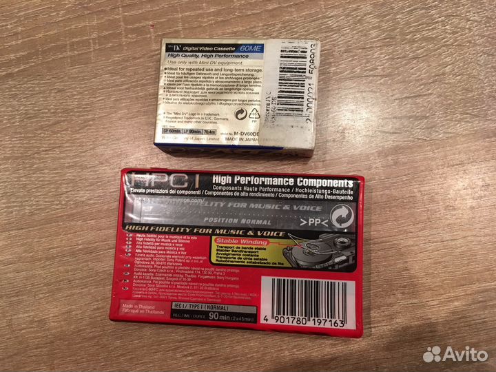 Аудиокасета Sony, Видеокасета JVC