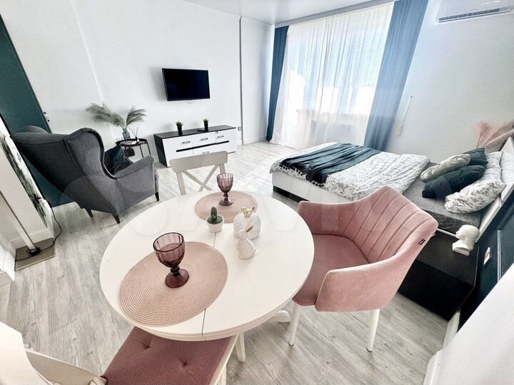 Квартира-студия, 38 м², 23/25 эт.