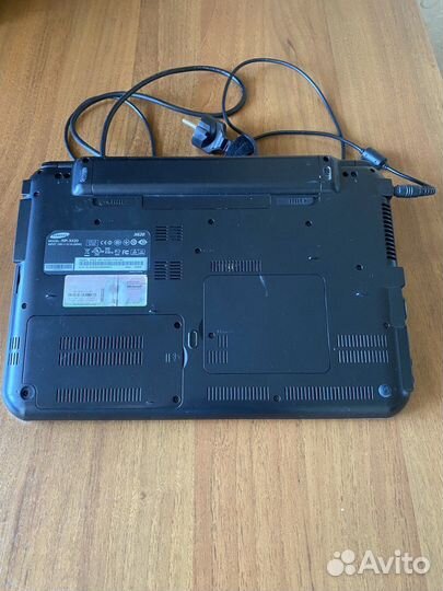 Ноутбук samsung NP-X420