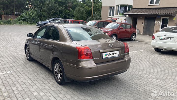 Toyota Avensis 1.8 AT, 2004, 265 700 км