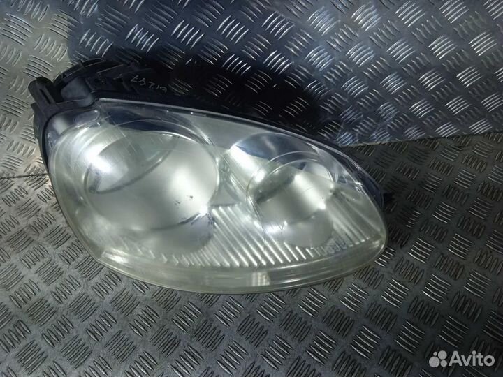 Фара 1K6941006Q Volkswagen Golf 5 (2003-2009)