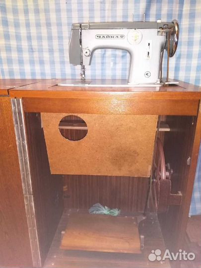 Швейная машина Чайка 2