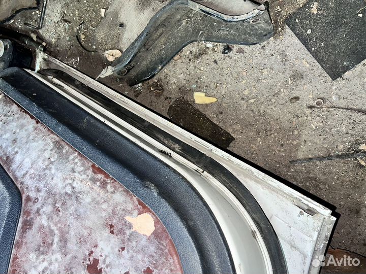 Двери бмв е32 - коротыш