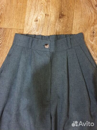 Брюки на девочку 146-150