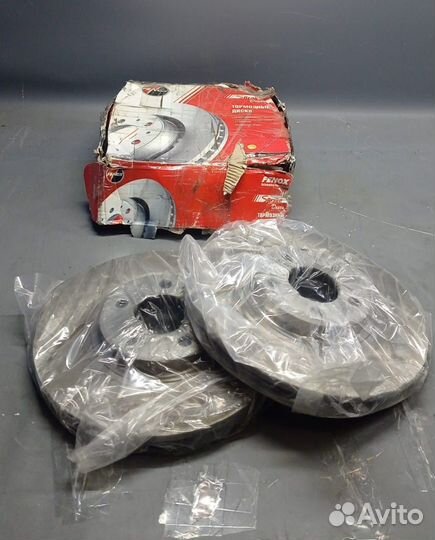 Диски тормозные передние VW Transporter/Multivan