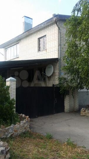 Дом 241 м² на участке 8 сот.