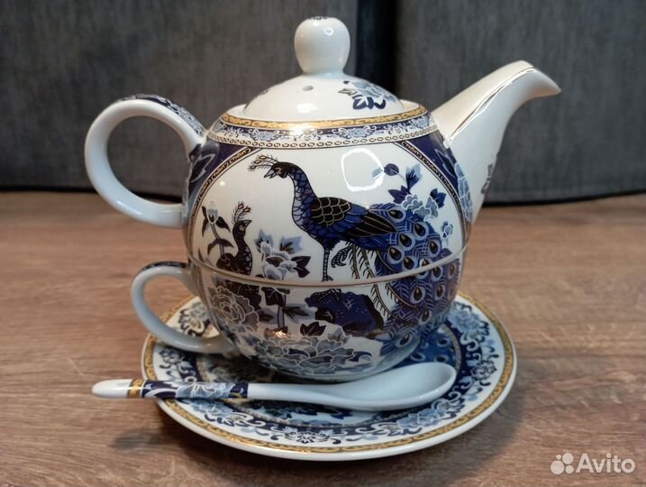 Чайный набор: Чайник с чашкой