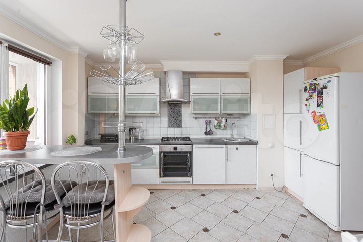 3-к. квартира, 104,9 м², 5/9 эт.