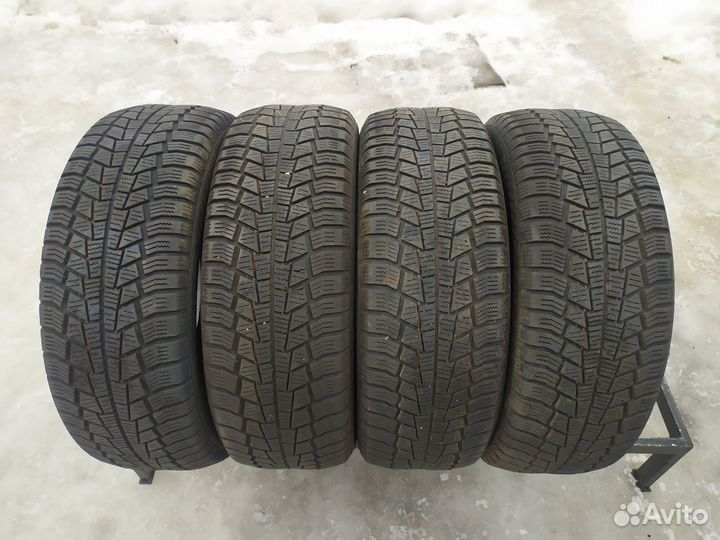 Gislaved Euro Frost 6 215/60 R16 99V
