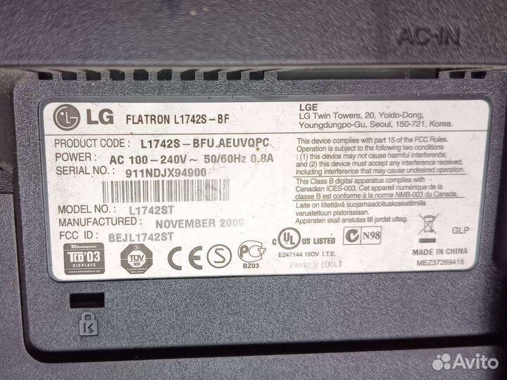Монитор LG flatron v 1742s