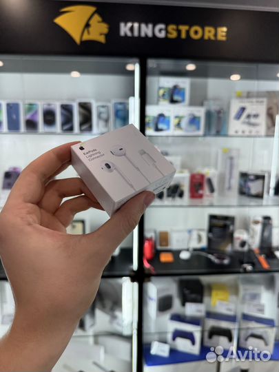 Наушники Apple EarPods lightning