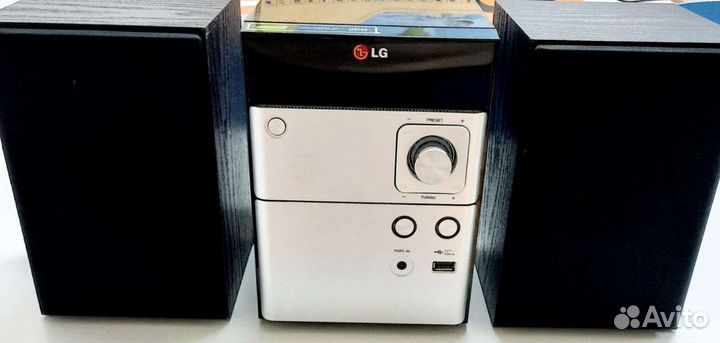 Музыкальный центр LG
