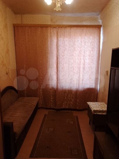 Комната 15 м² в > 9-к., 2/4 эт.