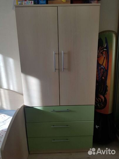 Мебель в детскую комнату