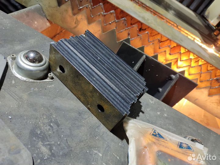 Лазерная резка и гибка металла