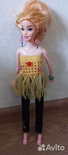 Вязаная одежда для кукол барби