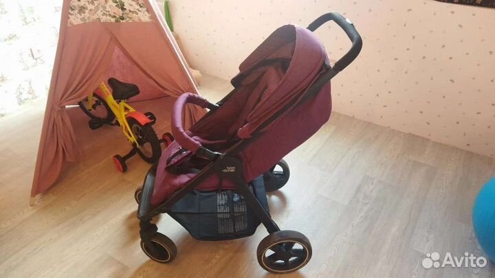 Прогулочная коляска бу