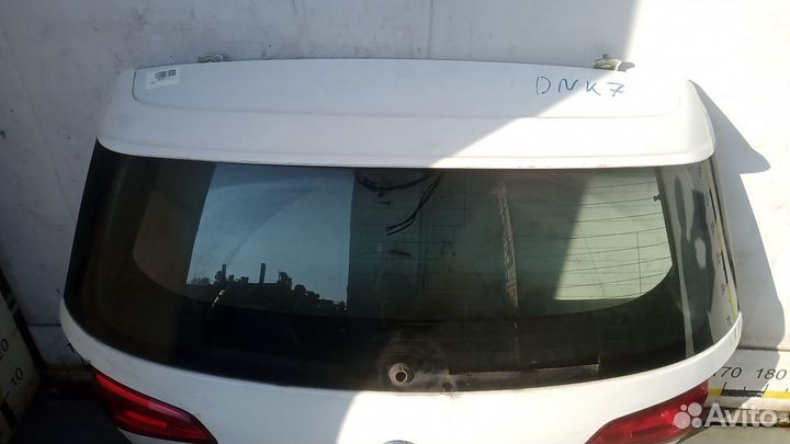 Крышка багажника 5G6827025AA Volkswagen Golf 7 (2012-2019)