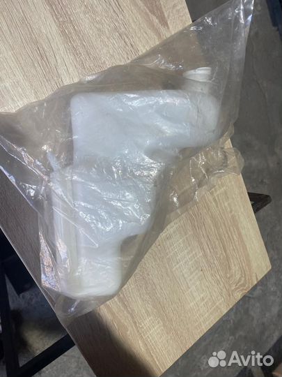 Бачек расширительный Mitsubishi MN 156097