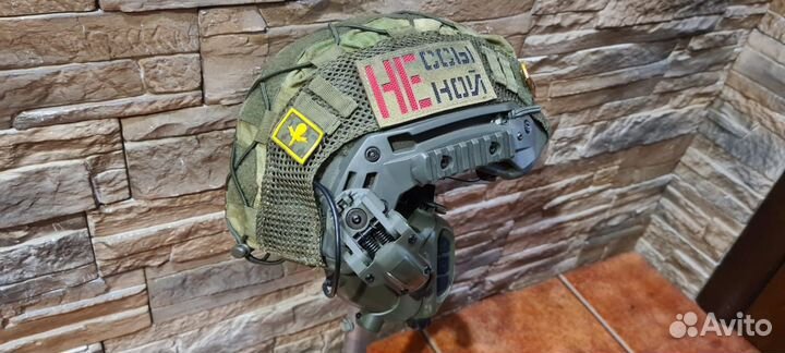 Шлем тактический с наушниками