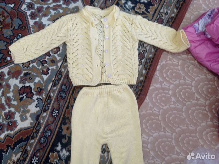 Вязаный костюмчик