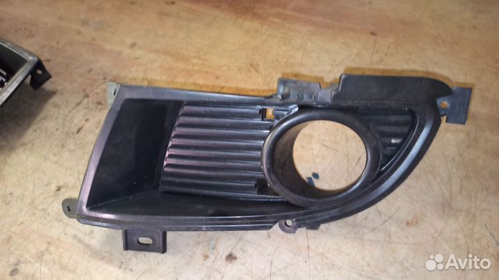 Решëтки противотуманных фар (передние) Lancer 9