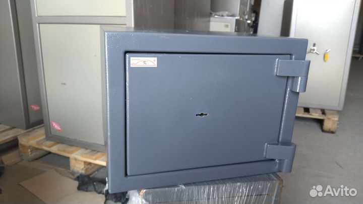 Сейф в хорошем состоянии