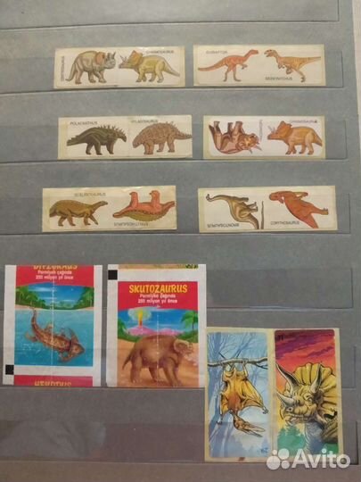 Вкладыши динозавры 90х