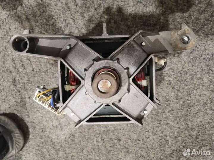 Двигатель от стиральной машины 2806850500