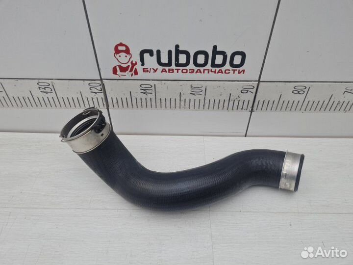 Патрубок интеркулера правый Mercedes Cls W218