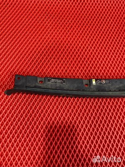 Накладка решетки радиатора Volvo Xc90 L A2