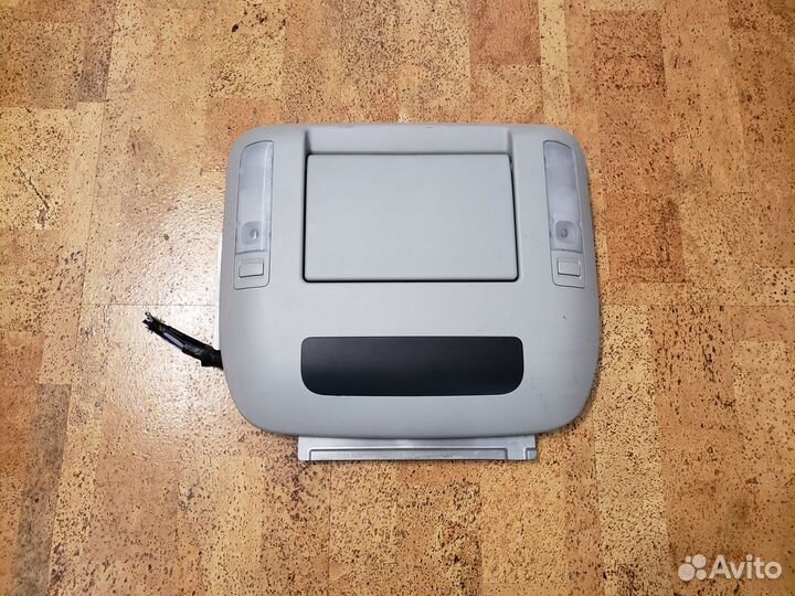 Lexus LX570 Монитор