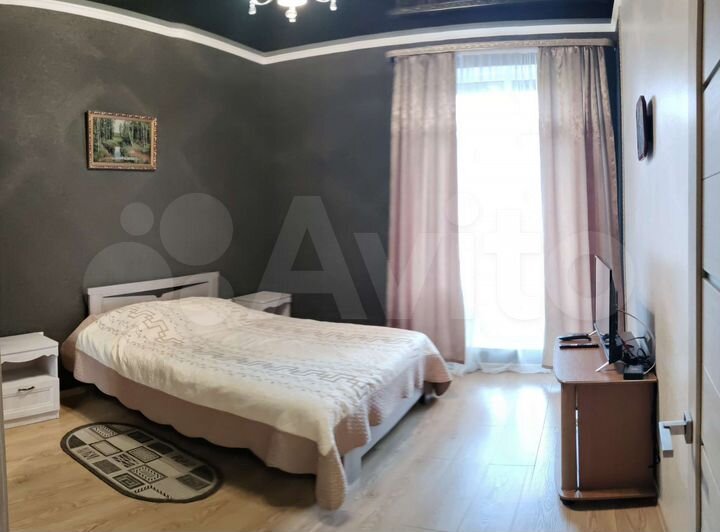 1-к. квартира, 42 м², 4/4 эт.