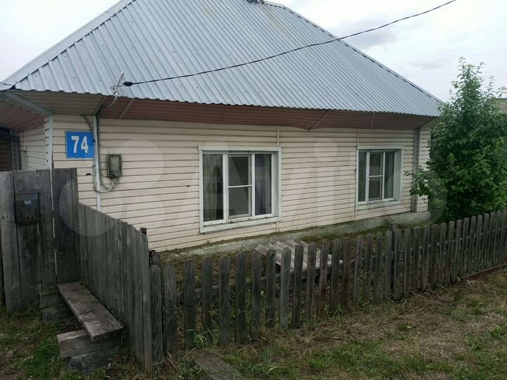 Дом 48 м² на участке 5 сот.