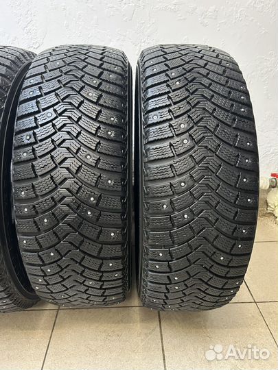 Michelin Latitude X-Ice North 2 235/65 R17