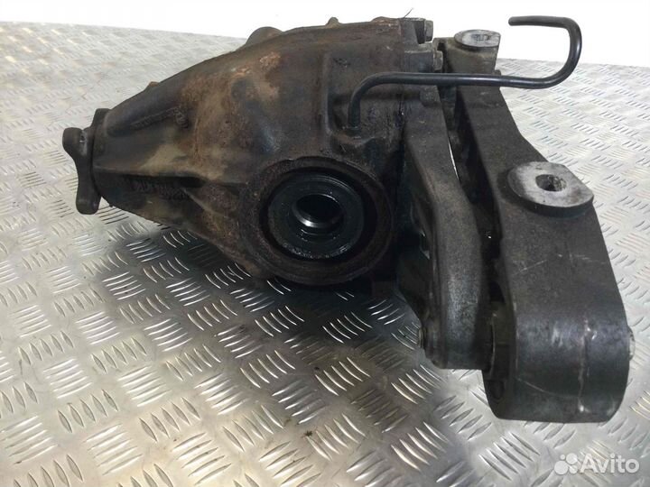 Редуктор заднего моста Mercedes Vito (Viano) 90435