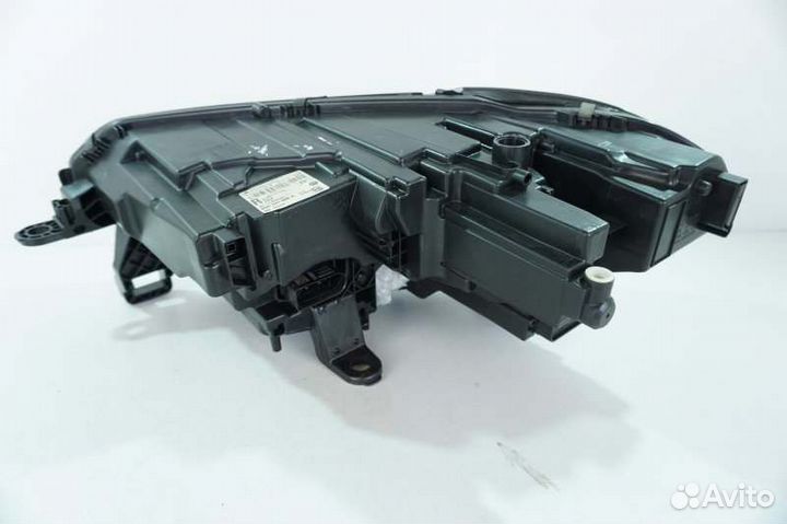 Фара правая Volkswagen Polo 6 2020
