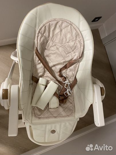 Стульчик для кормления happy baby