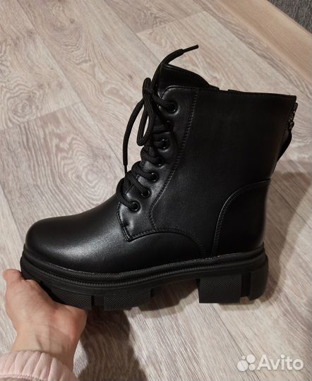 Ботинки демисезонные 37 размер 25см по стельке