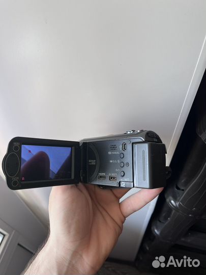 Видеокамера panasonic hc v100