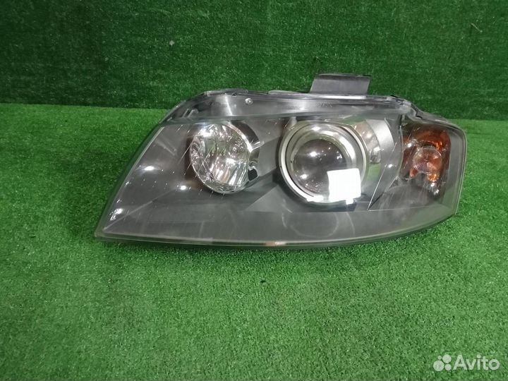 Фара передняя левая Audi A3 8P BVY (2.0) 2005