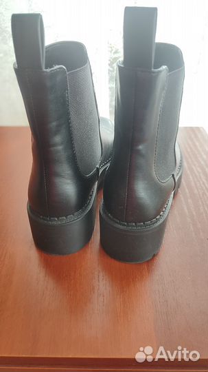 Ботинки Челси Ecru (bershka)