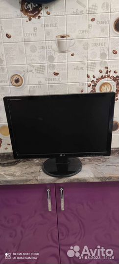 Монитор Lg